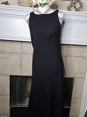 Jones Wear Black Sleeveless Maxi Dress with Rhinestone Detail